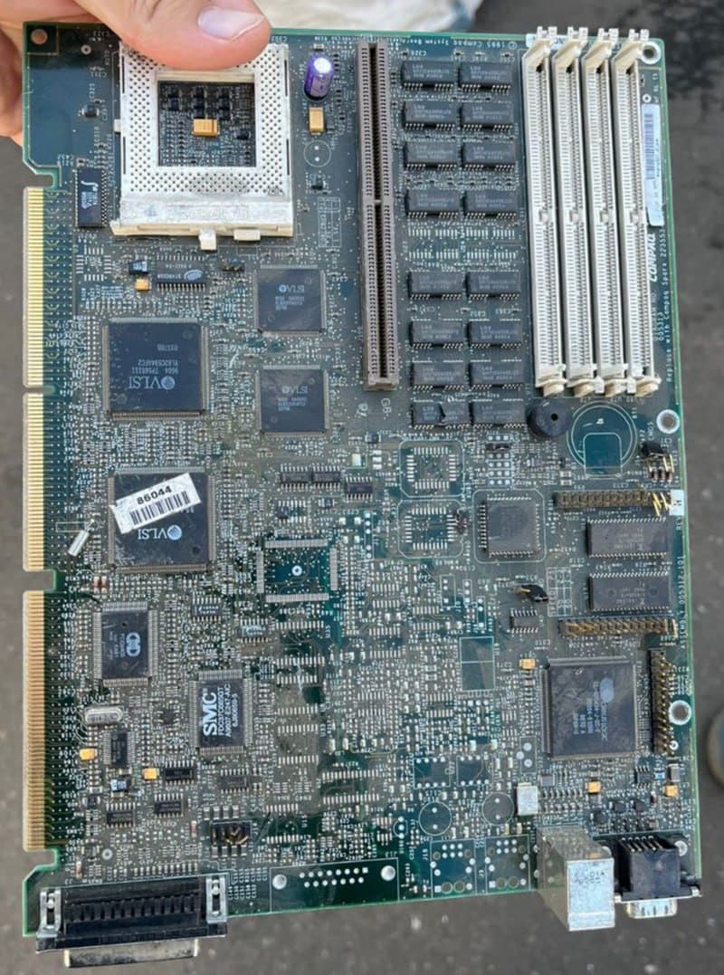 Motherboards (old, pre- Pentium 4)