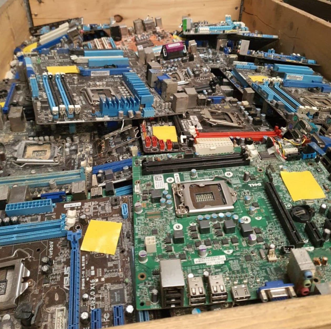 Motheboards, no Golden "Bridge" Chip