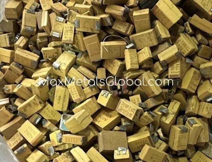 SMD Yellow/Black Capacitors