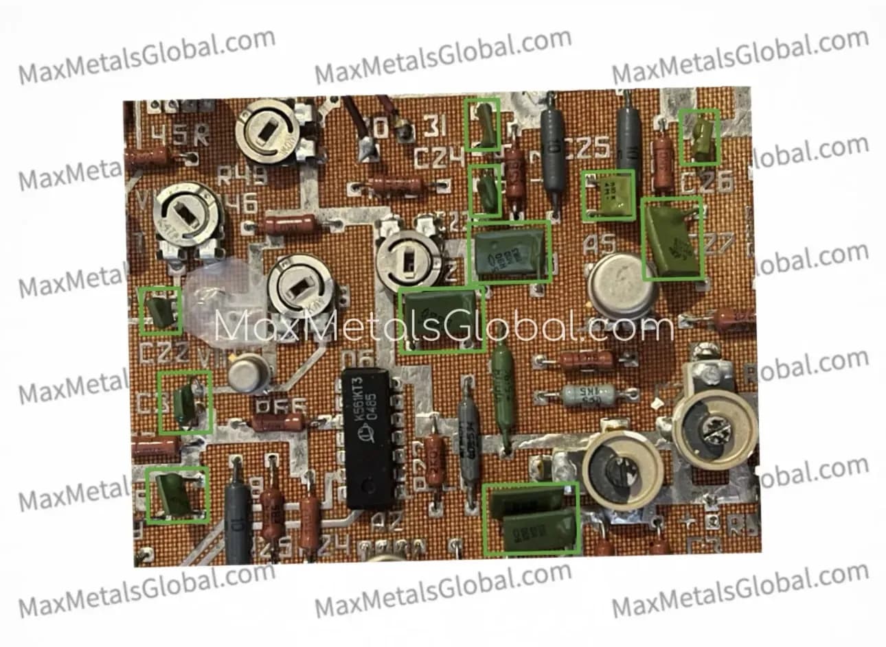 Ceramic capacitors (green)